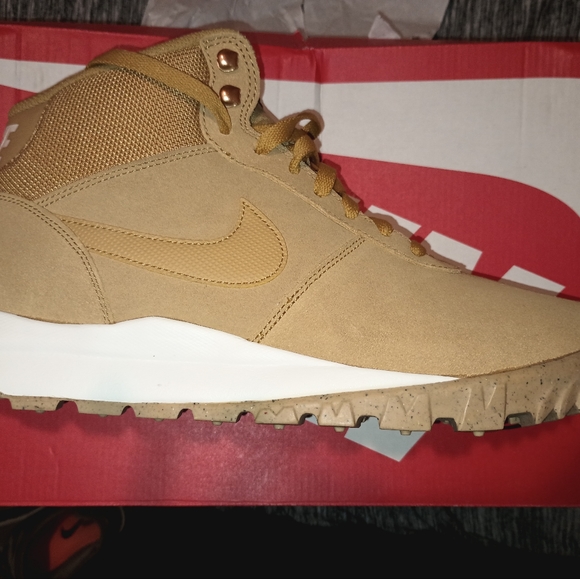 SOLD!!!!!!!!! - Picture 6 of 9